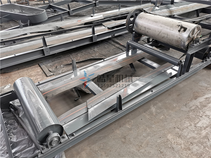 <a href='http://anenr.cn/psxl/3.html' target='_blank'><span>鋁合金破碎機</span></a>廠家設備制造現(xiàn)場實拍